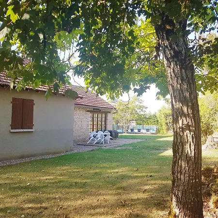 Villa Villa De 2 Chambres Avec Piscine Privee Terrasse Amenagee Et Wifi A Loze